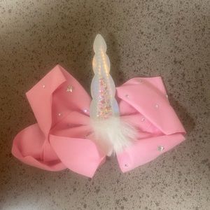 Unicorn bow
